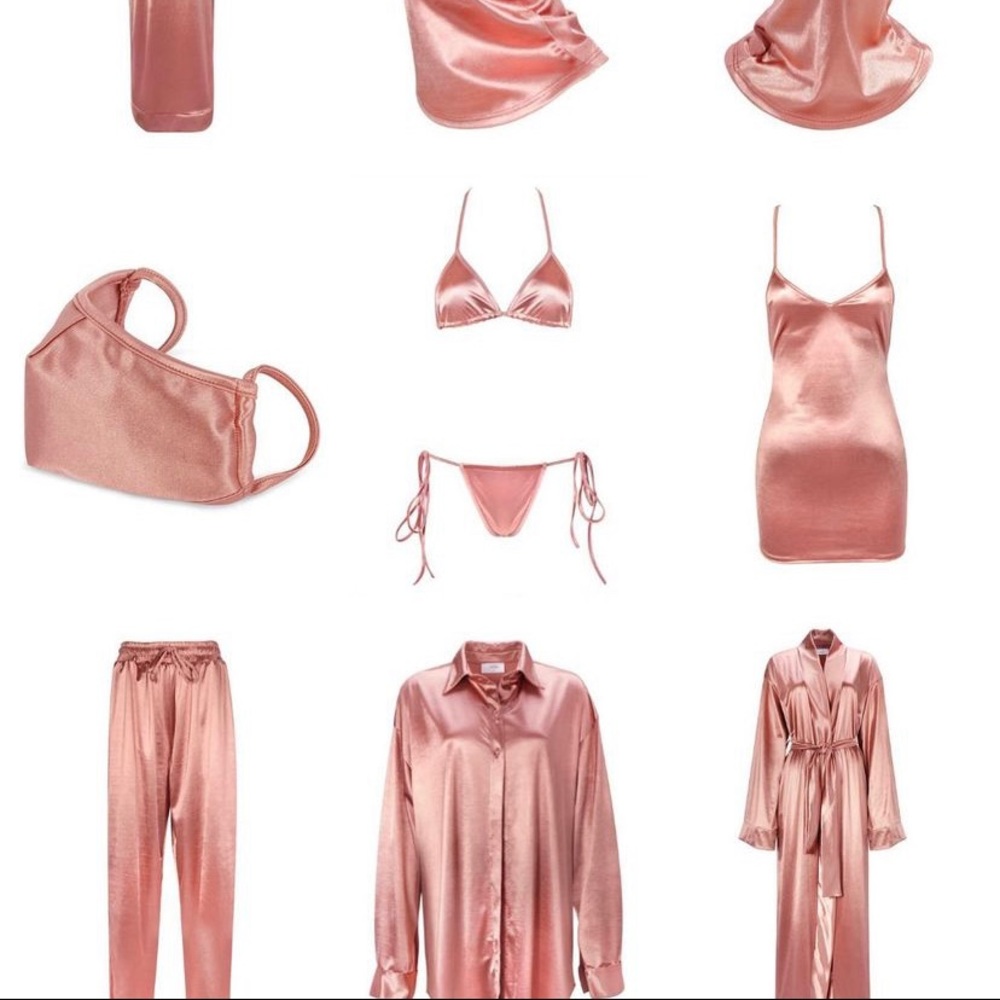 Laina Rauma Club Bed Silky Set Button down